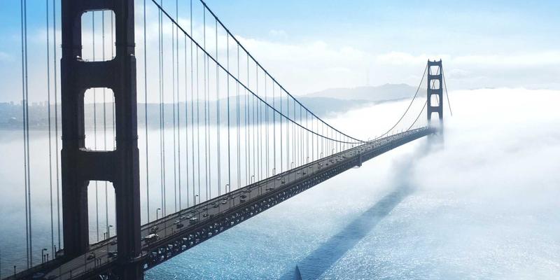 摄影收藏：跨越文化交流的艺术品收藏新维度，从古董工艺到当代影像的体系构建